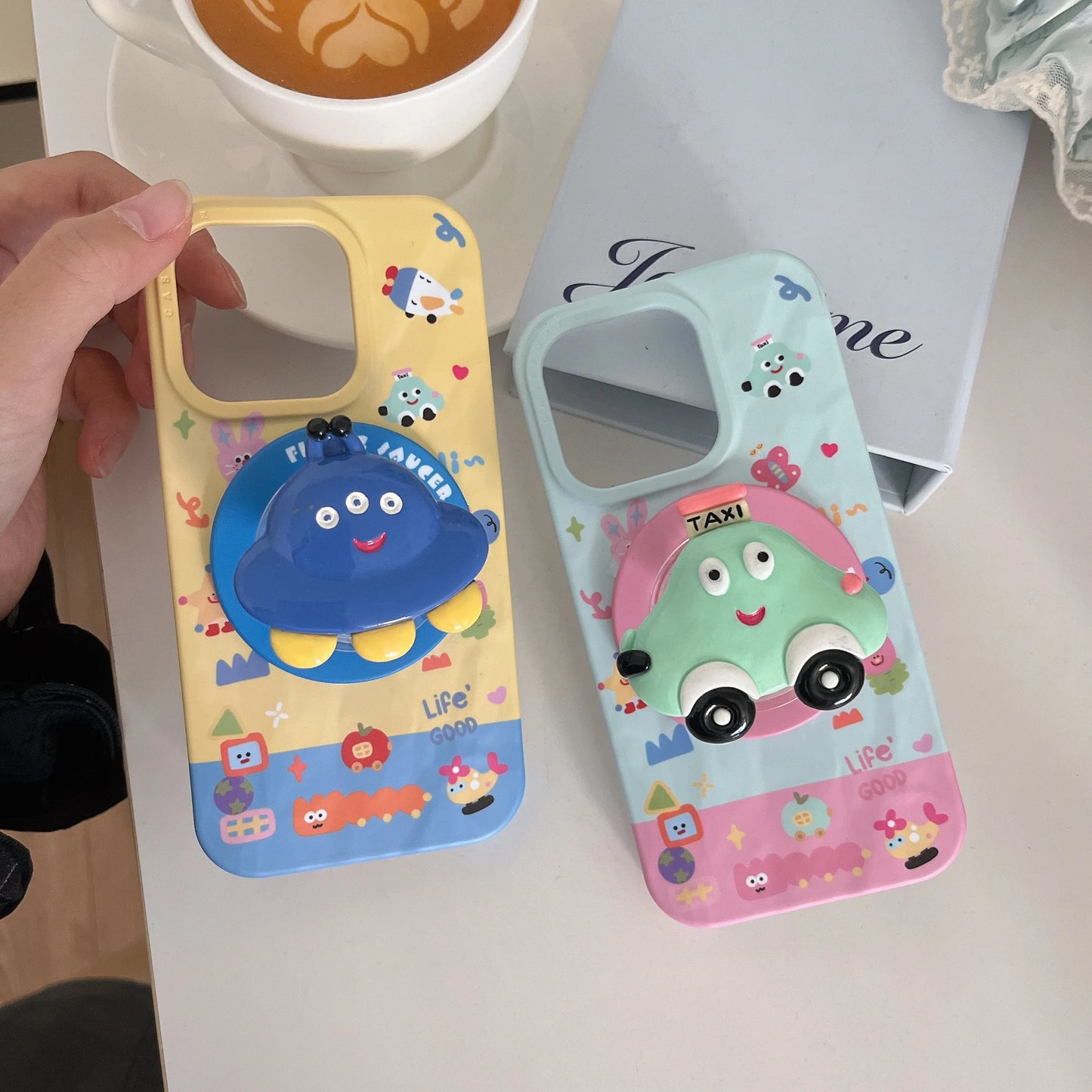 Magnetic Crease Toy Flying Saucer Car Phone Case