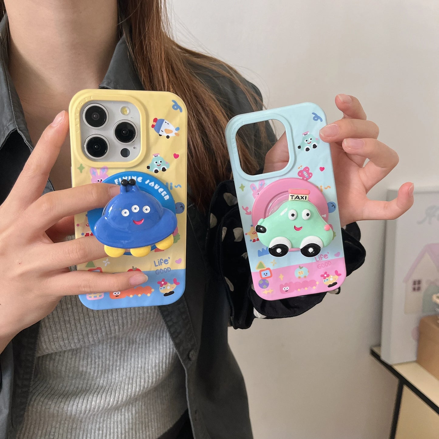 Magnetic Crease Toy Flying Saucer Car Phone Case